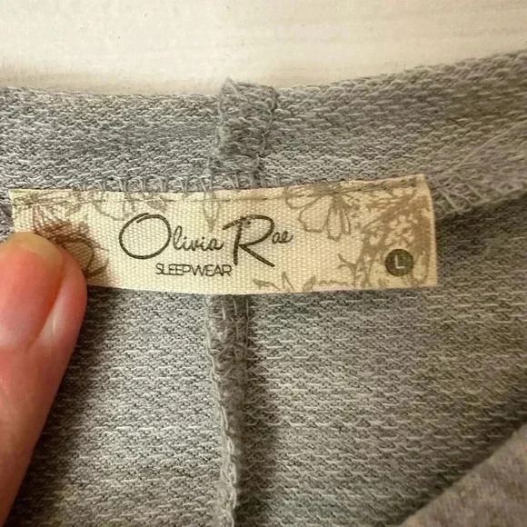 Comfy cozy athleisure grey hoodie - Picture 2 of 3